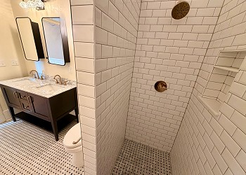 Grand Block apartment 10